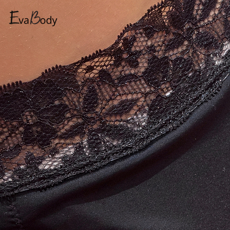 Moderate Flow Lace Design Bikini